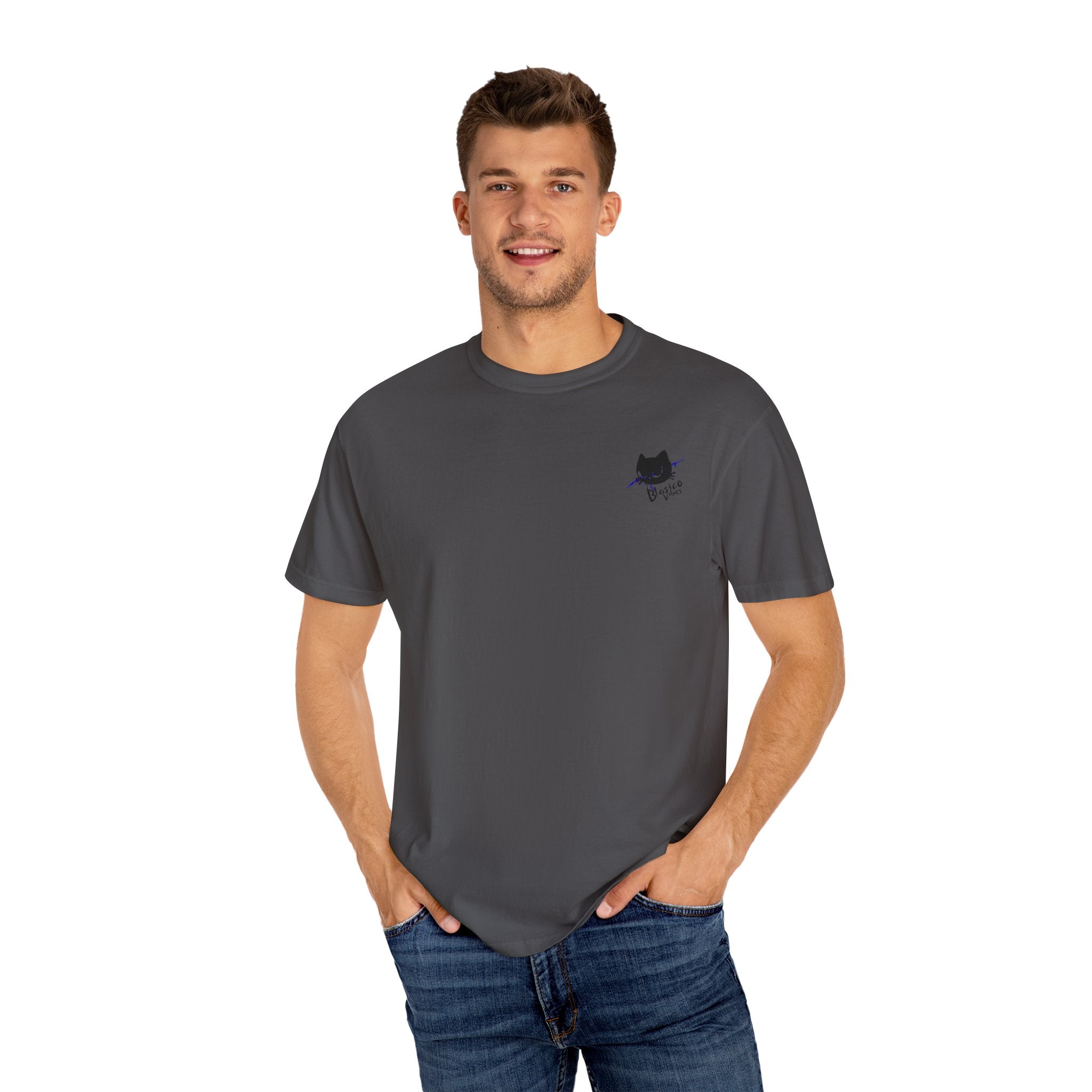 Retro Monkey Graphic T-Shirt, Unisex Casual Tee, Perfect for Summer, Gifts for Animal Lovers, Beachwear, Fun Retro Style