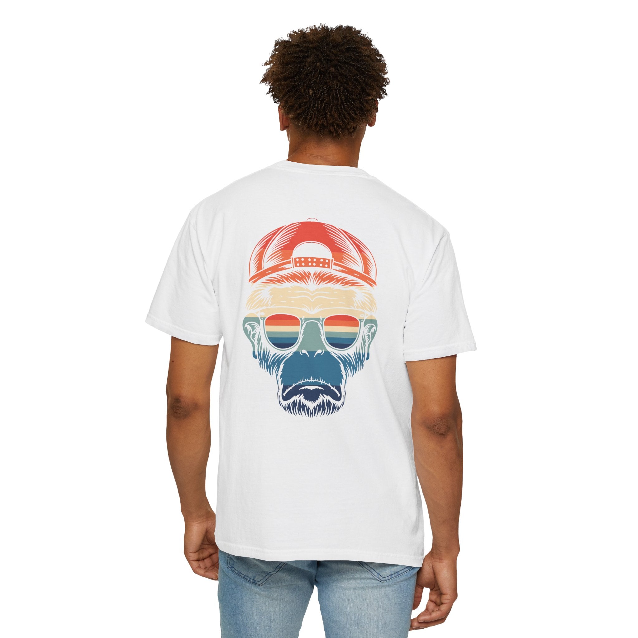 Retro Monkey Graphic T-Shirt, Unisex Casual Tee, Perfect for Summer, Gifts for Animal Lovers, Beachwear, Fun Retro Style